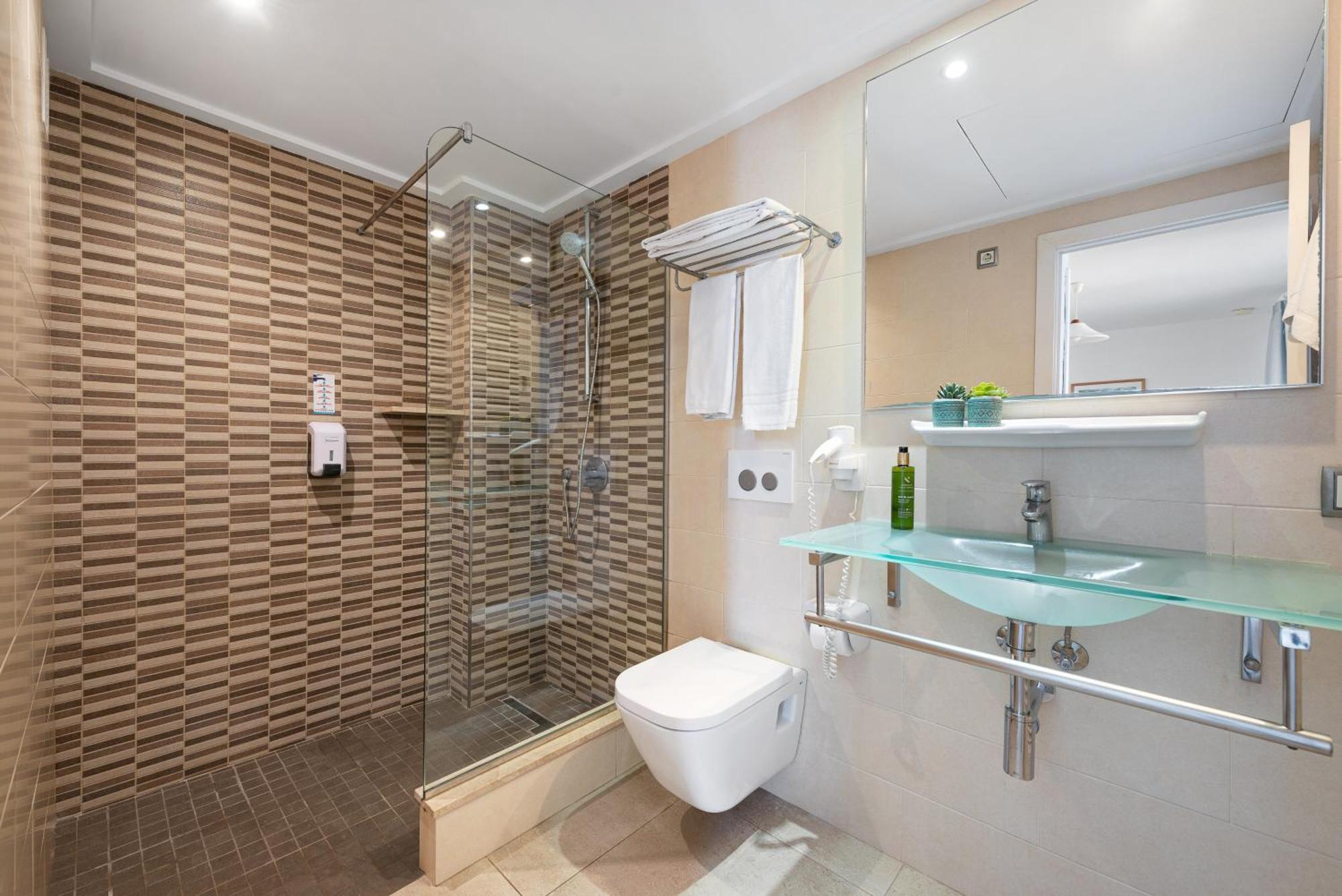 Apartamentos Ferrera Pins Cala Ferrera  Extérieur photo