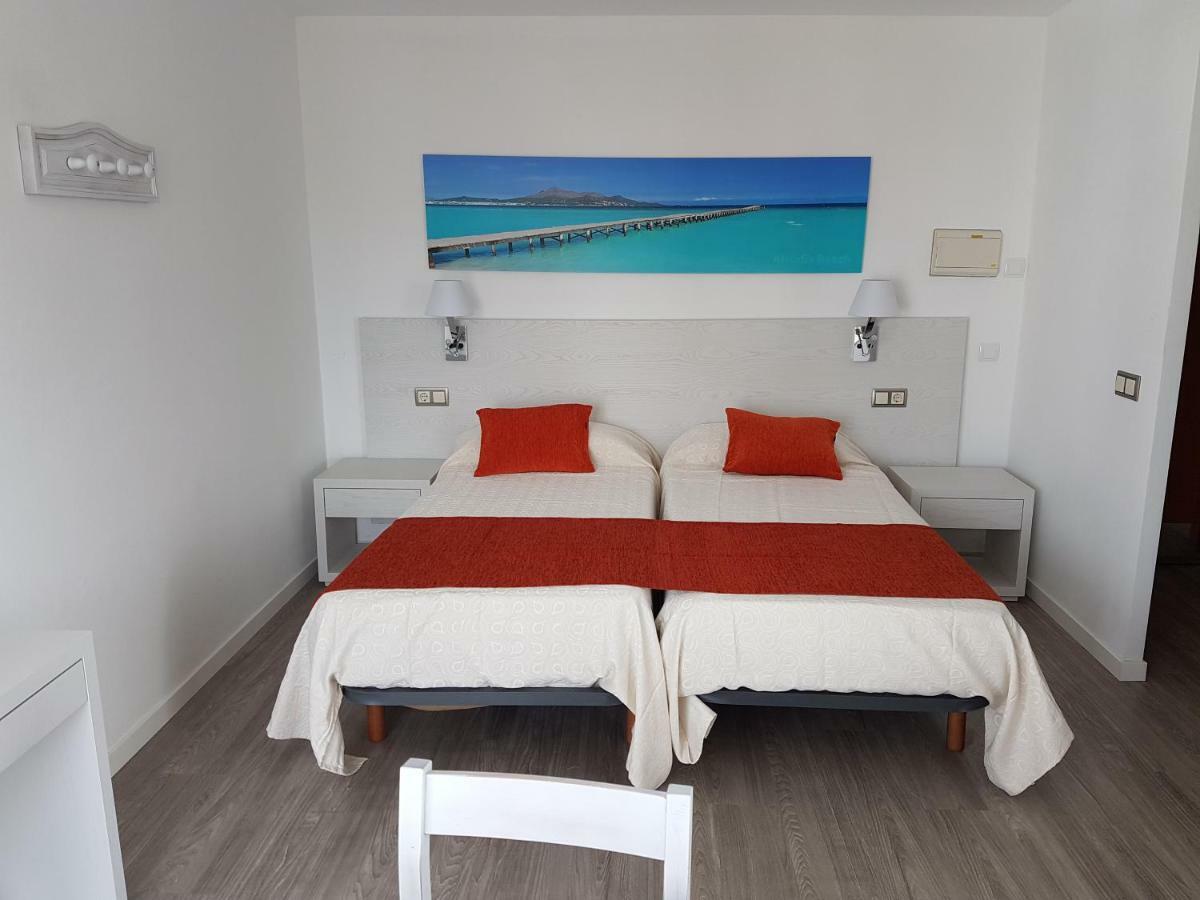 Apartamentos Ferrera Pins Cala Ferrera  Extérieur photo