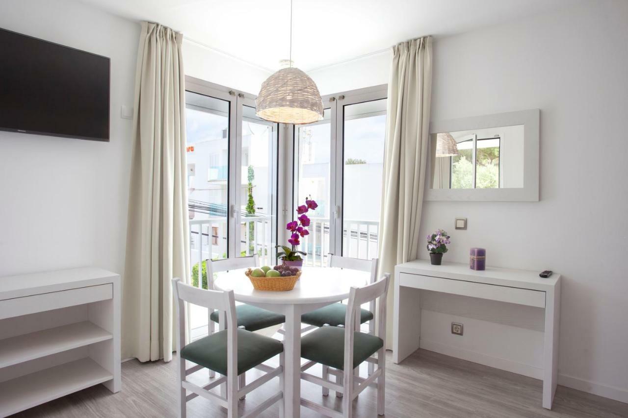 Apartamentos Ferrera Pins Cala Ferrera  Extérieur photo