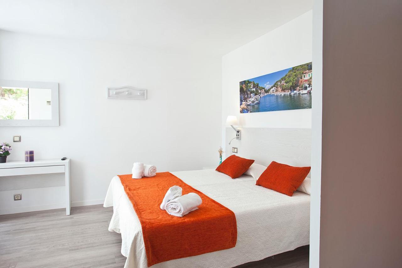 Apartamentos Ferrera Pins Cala Ferrera  Extérieur photo